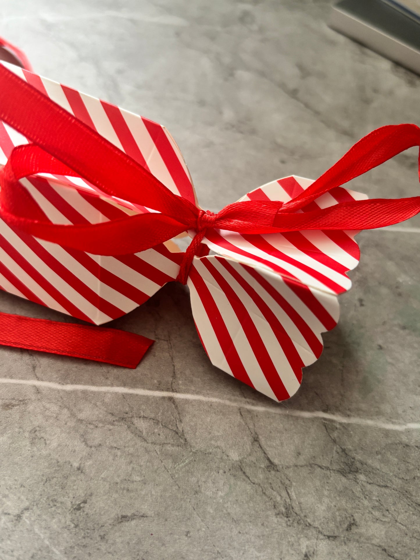 Mini Gift Cracker