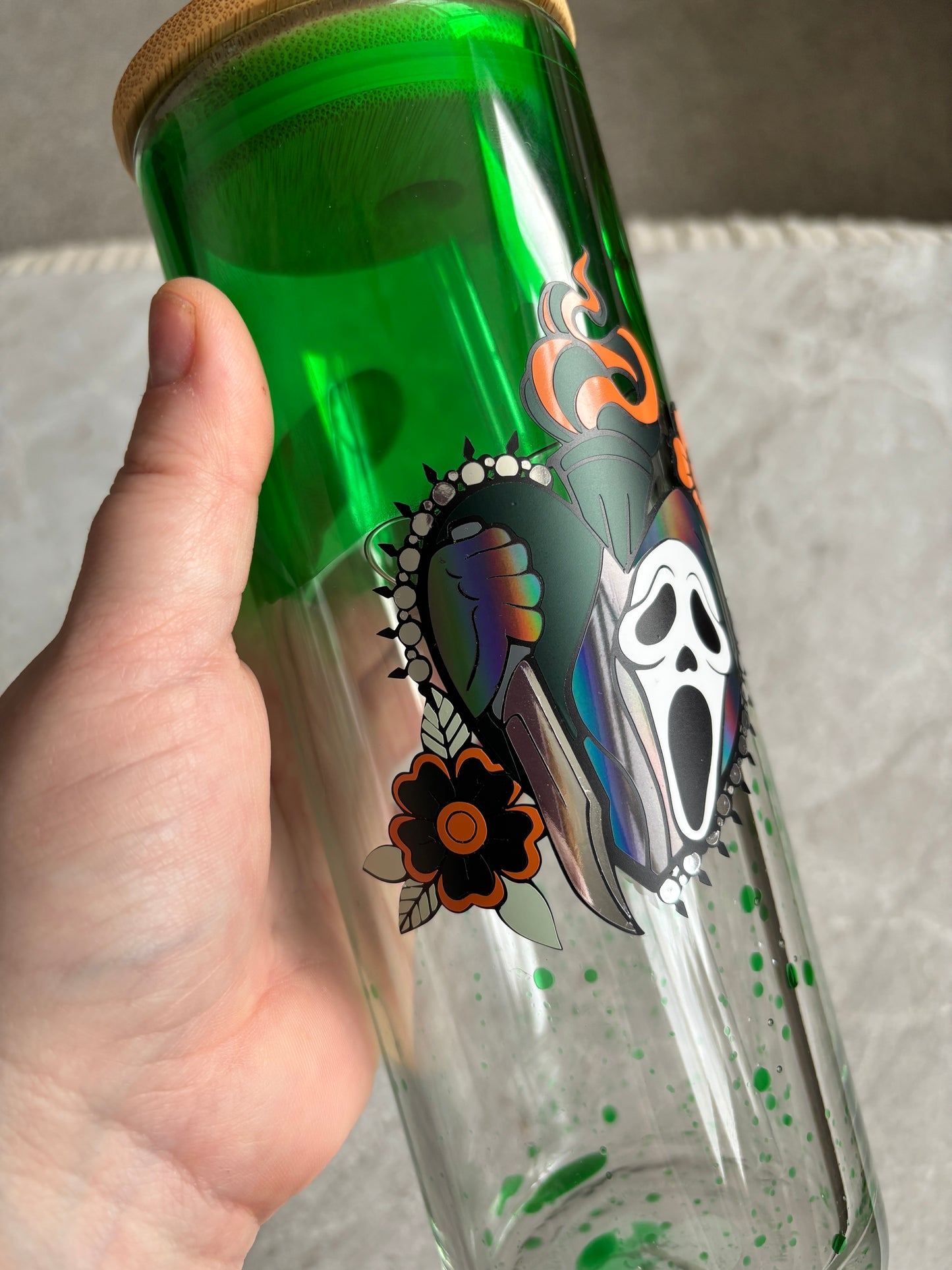 Ghostly Face Glass Drip tumbler