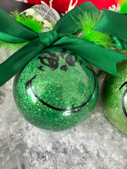 Grinch and Cindy Baubles